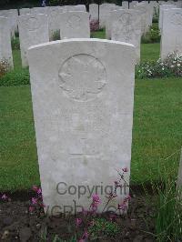 Etaples Military Cemetery - Bennett, Churchill Edward